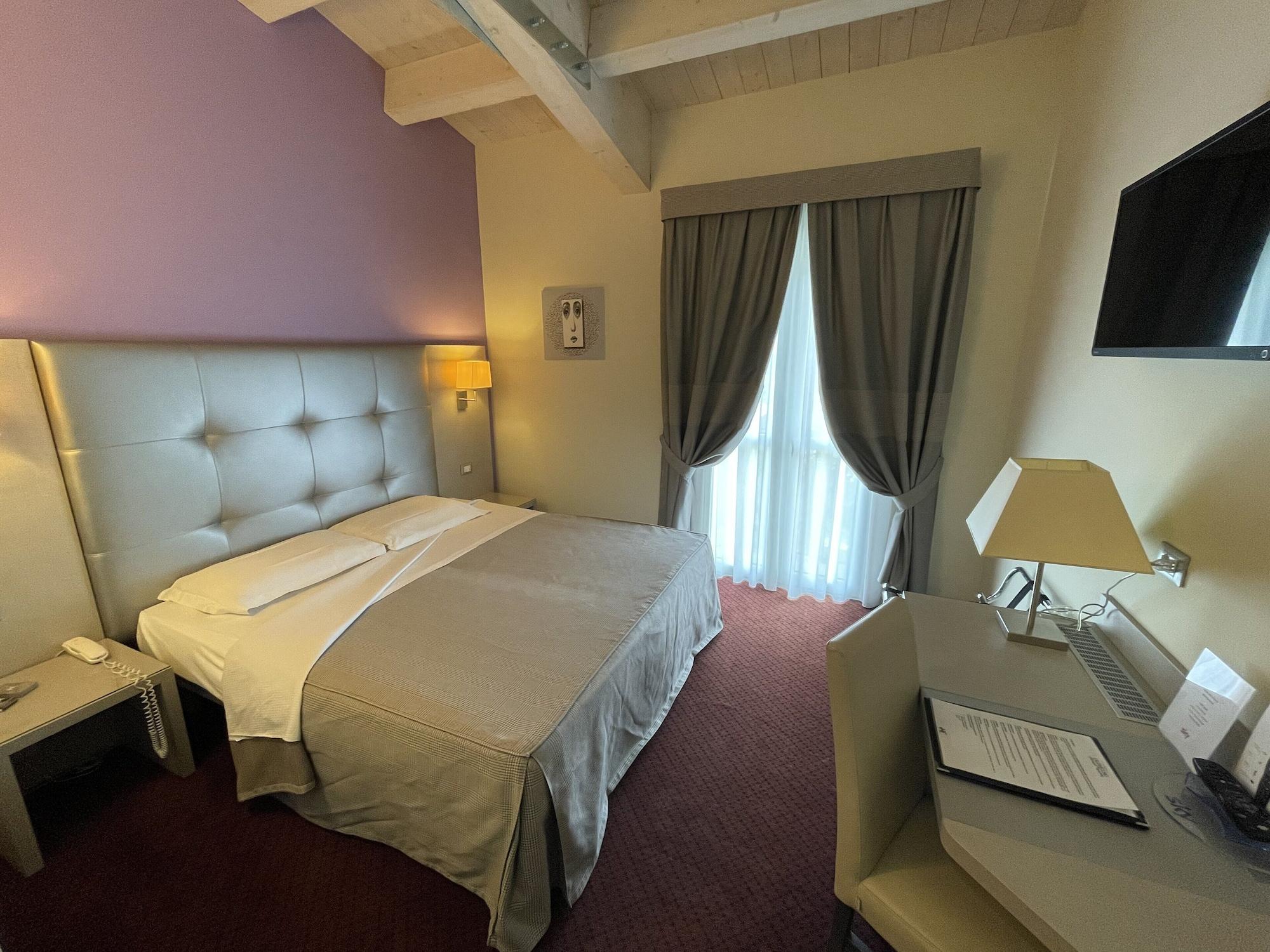 BOUTIQUE HOTEL CALZAVECCHIO CASALECCHIO DI RENO 4 Italien von